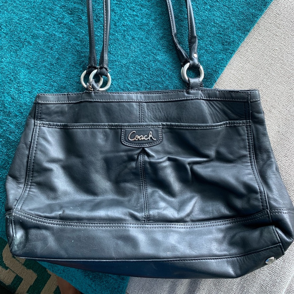 Leather COACH bag authentic